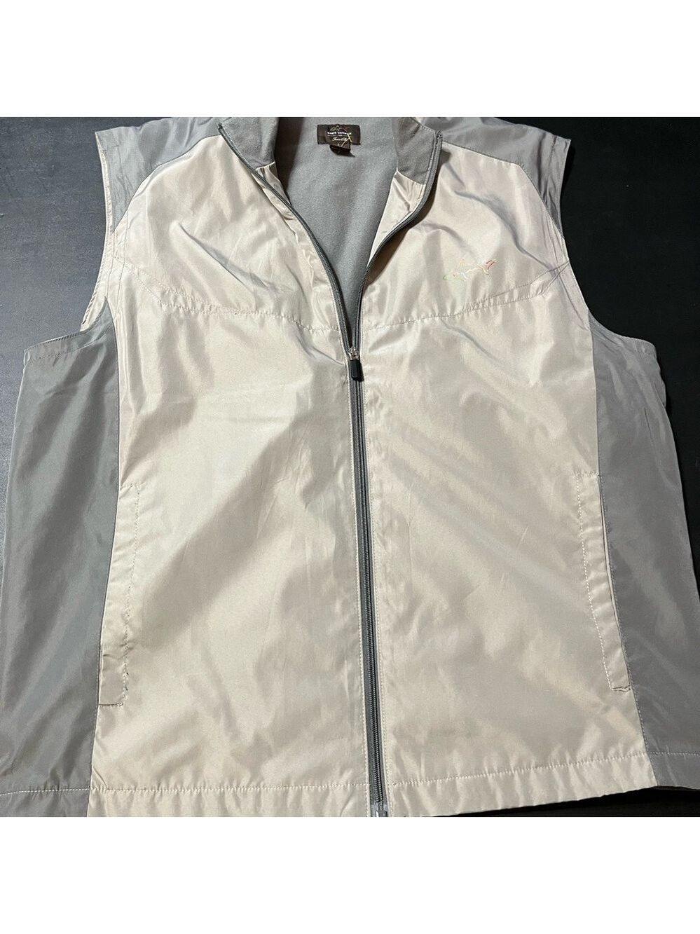 Greg Norman Golf Vest L